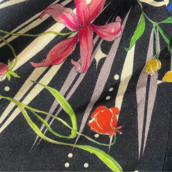 Johnny Was Graphic Astrology zodiac long sleeved blouse. Size M. Pre-owned. - Picture 7 of 9